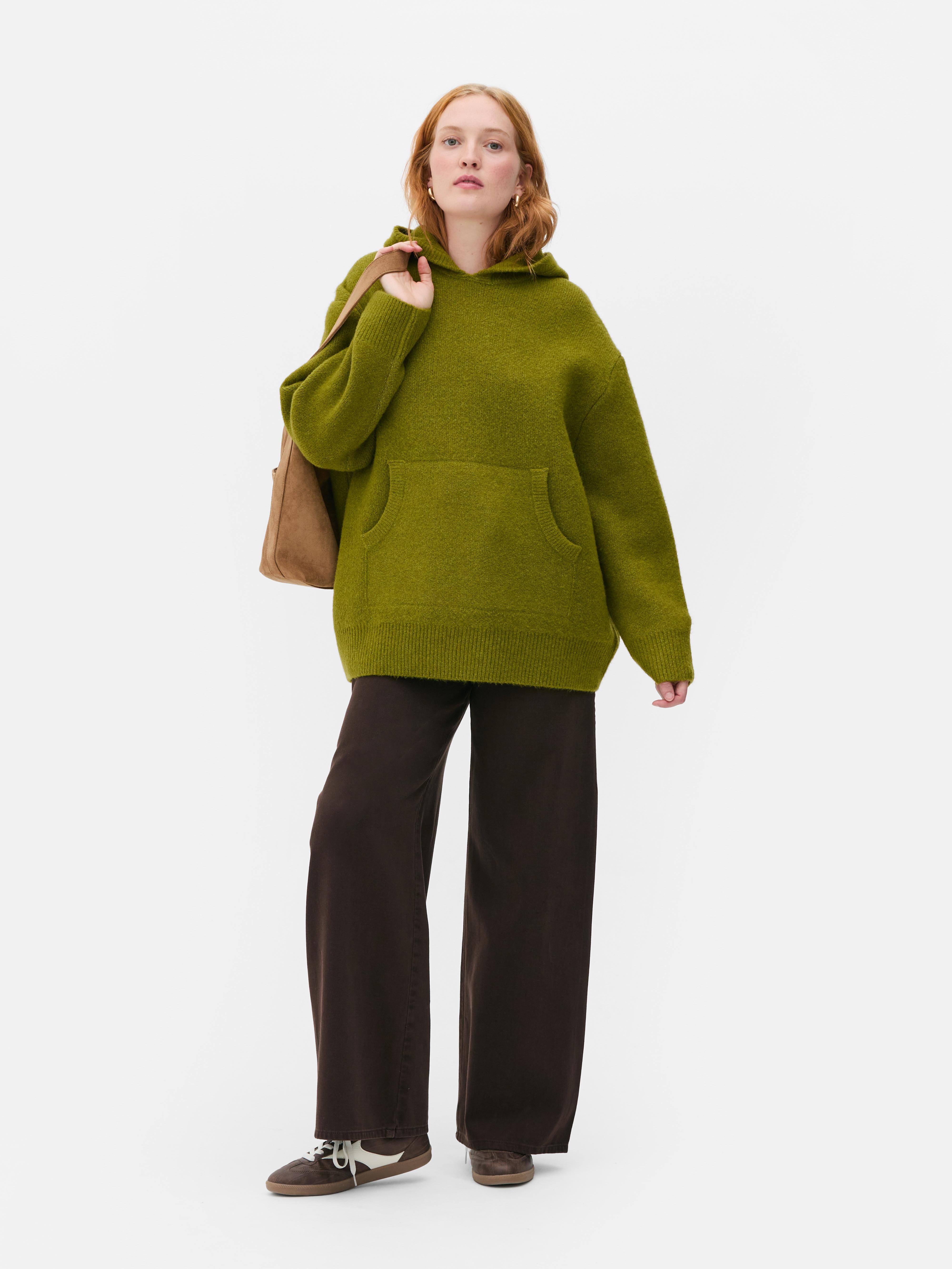 Knitted basic hoodie